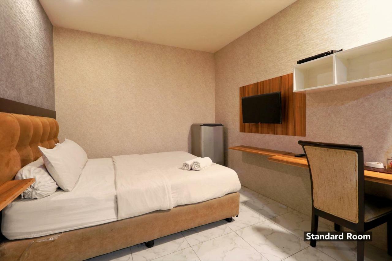 ג'קרטה Magnolia Hotel מראה חיצוני תמונה