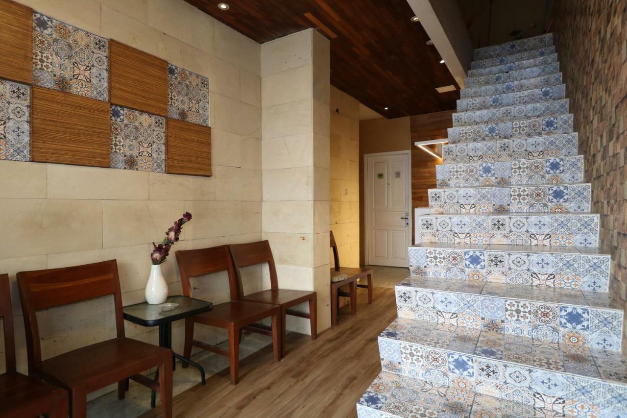 ג'קרטה Magnolia Hotel מראה חיצוני תמונה