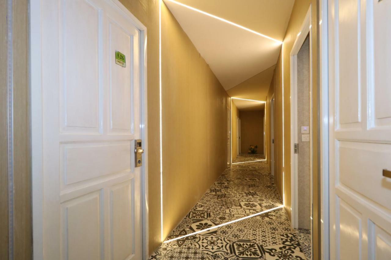 ג'קרטה Magnolia Hotel מראה חיצוני תמונה