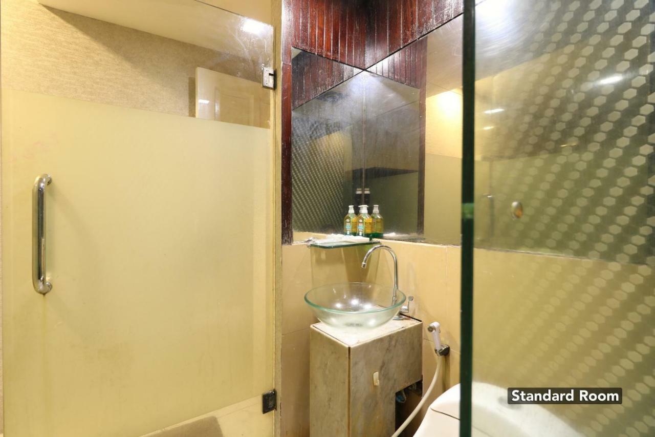 ג'קרטה Magnolia Hotel מראה חיצוני תמונה